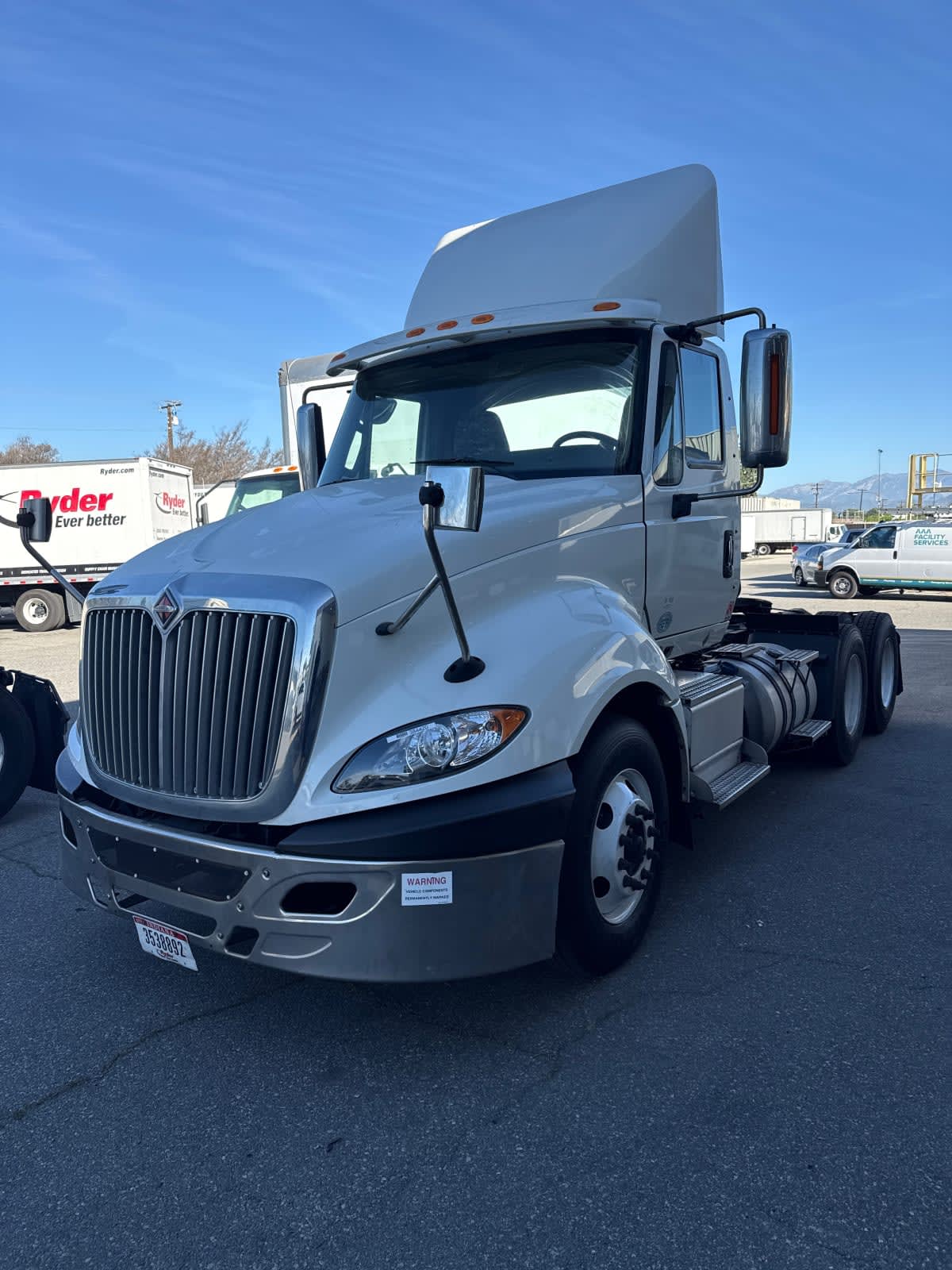 2016 International ProStar - image 3