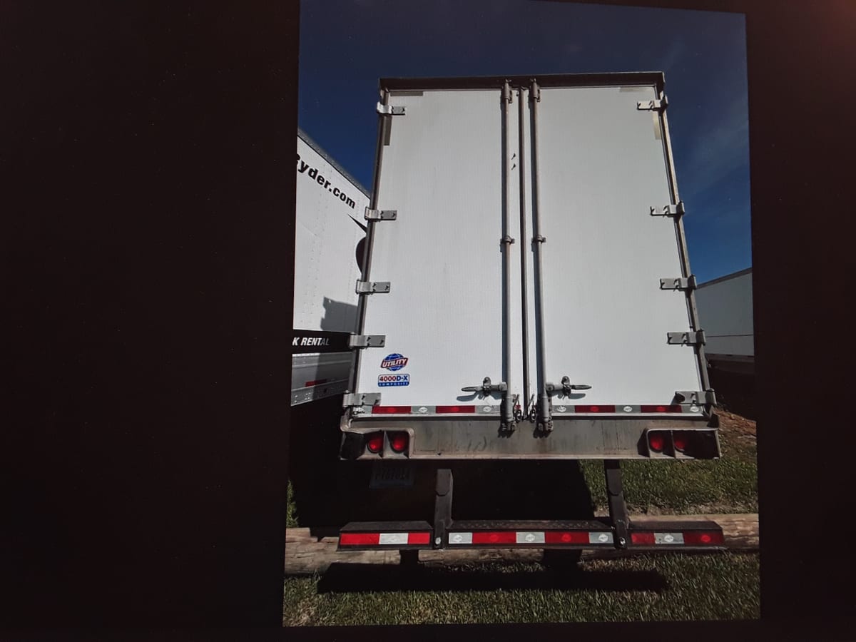 2011 Utility Trailers 4000DX 53/162/102 384541