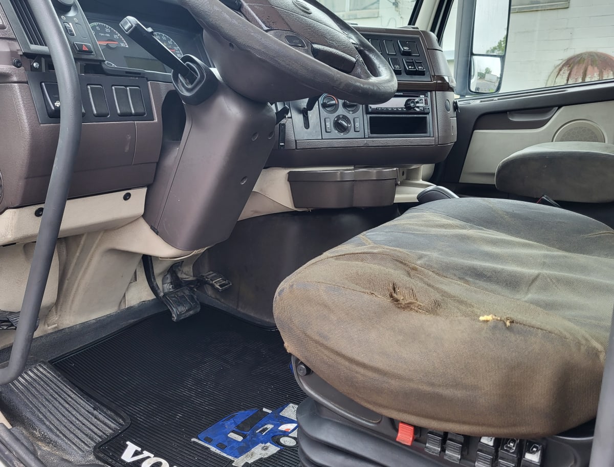 2016 Volvo VNL64TRACTOR 386220