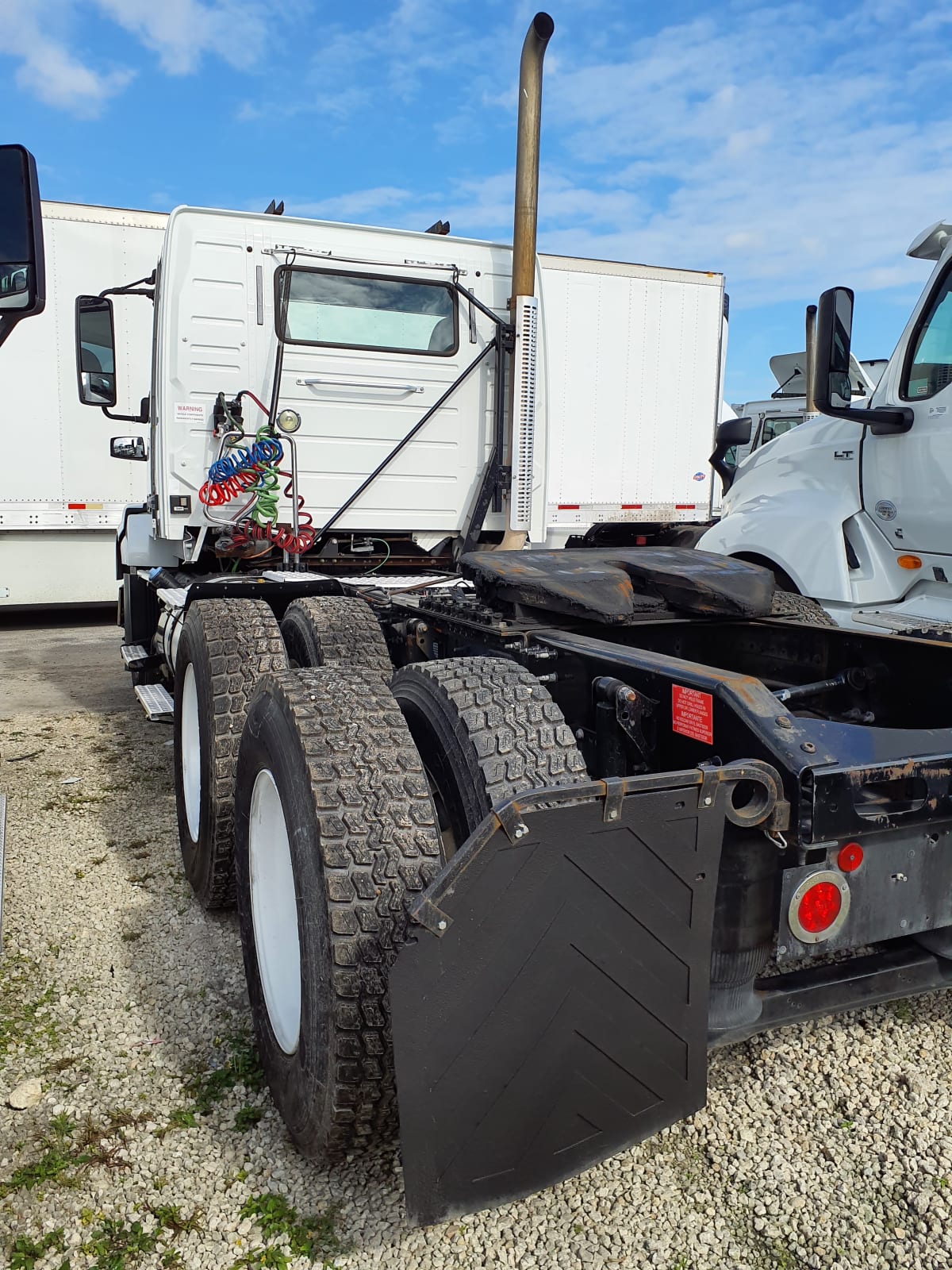 2016 Volvo VNL64TRACTOR 386347