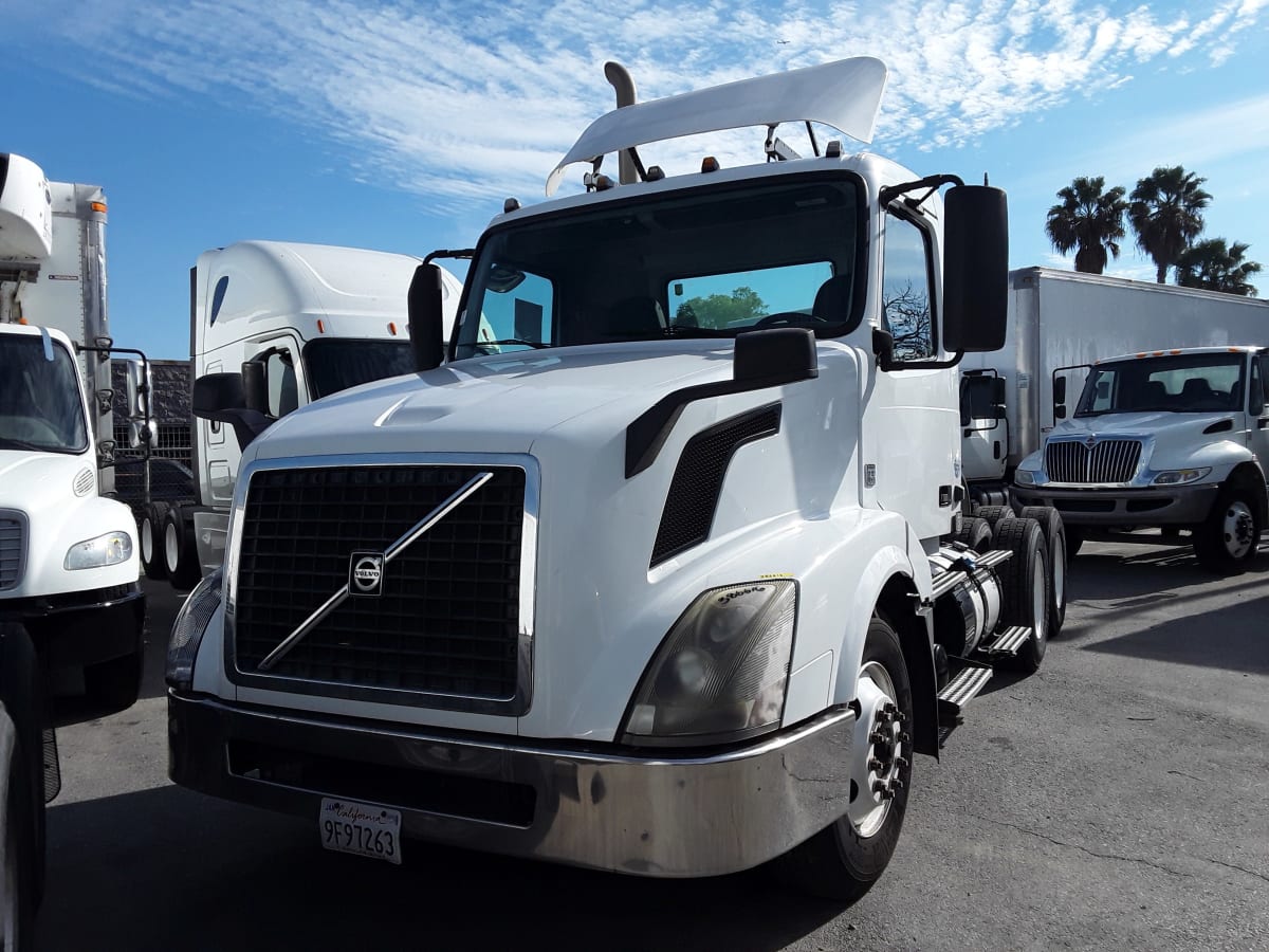 2016 Volvo VNL64TRACTOR 386616