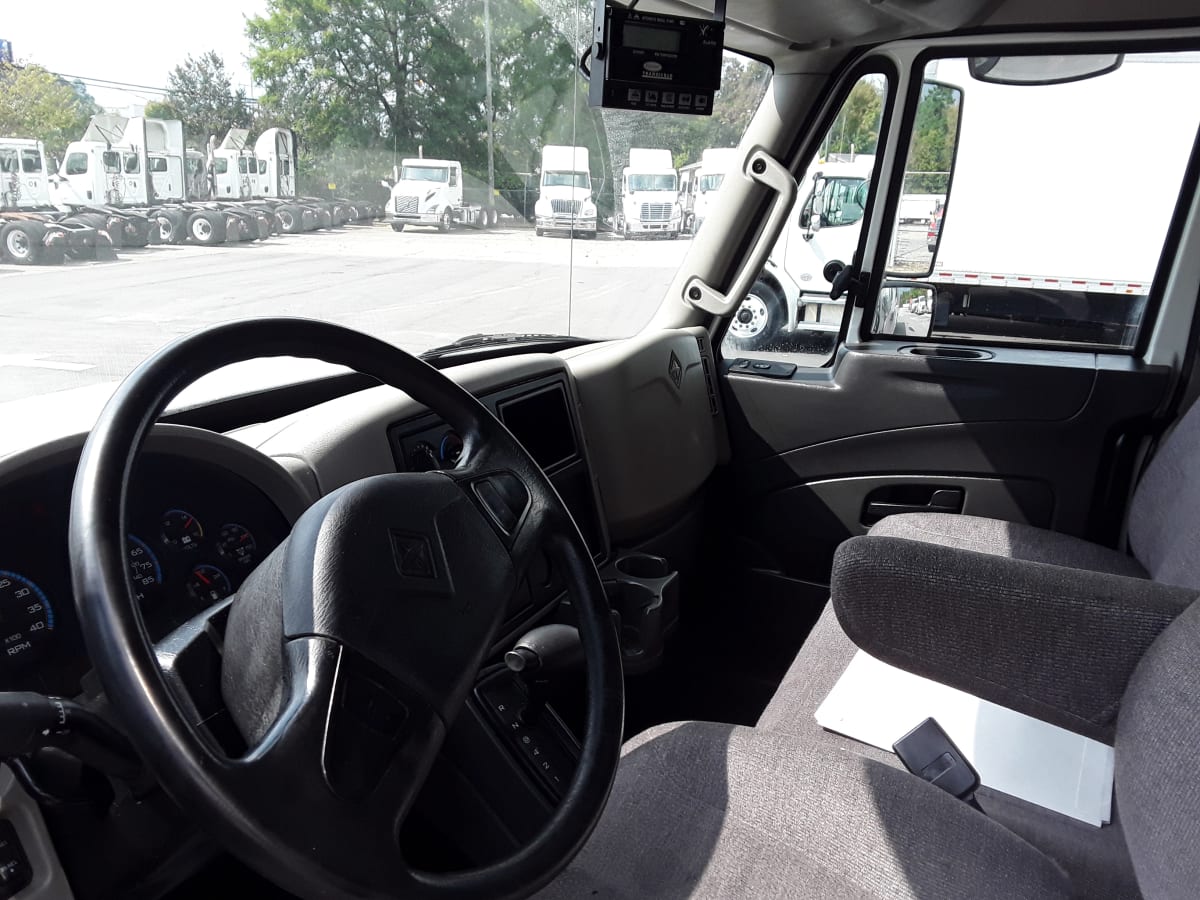 2016 Navistar International 4300 387125