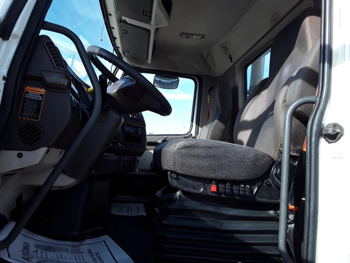 2016 Volvo VNL64TRACTOR 387129