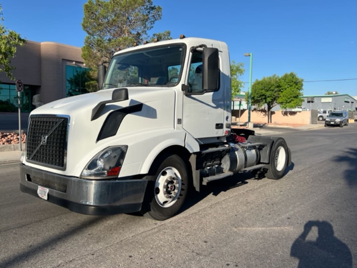 2016 Volvo VNL42TRACTOR 387709