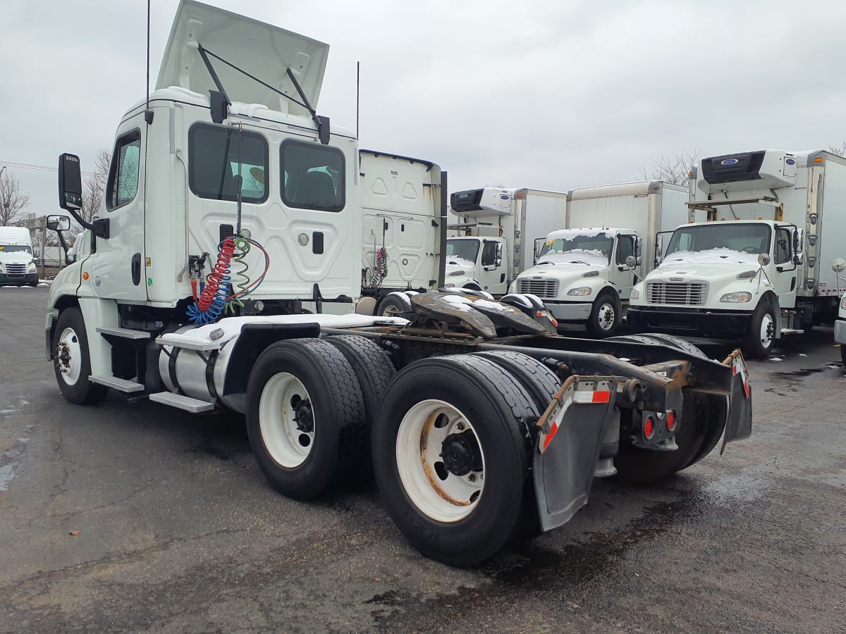 2016 Freightliner/Mercedes CASCADIA 125 388588