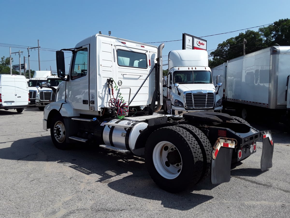 2016 Volvo VNL42TRACTOR 391785