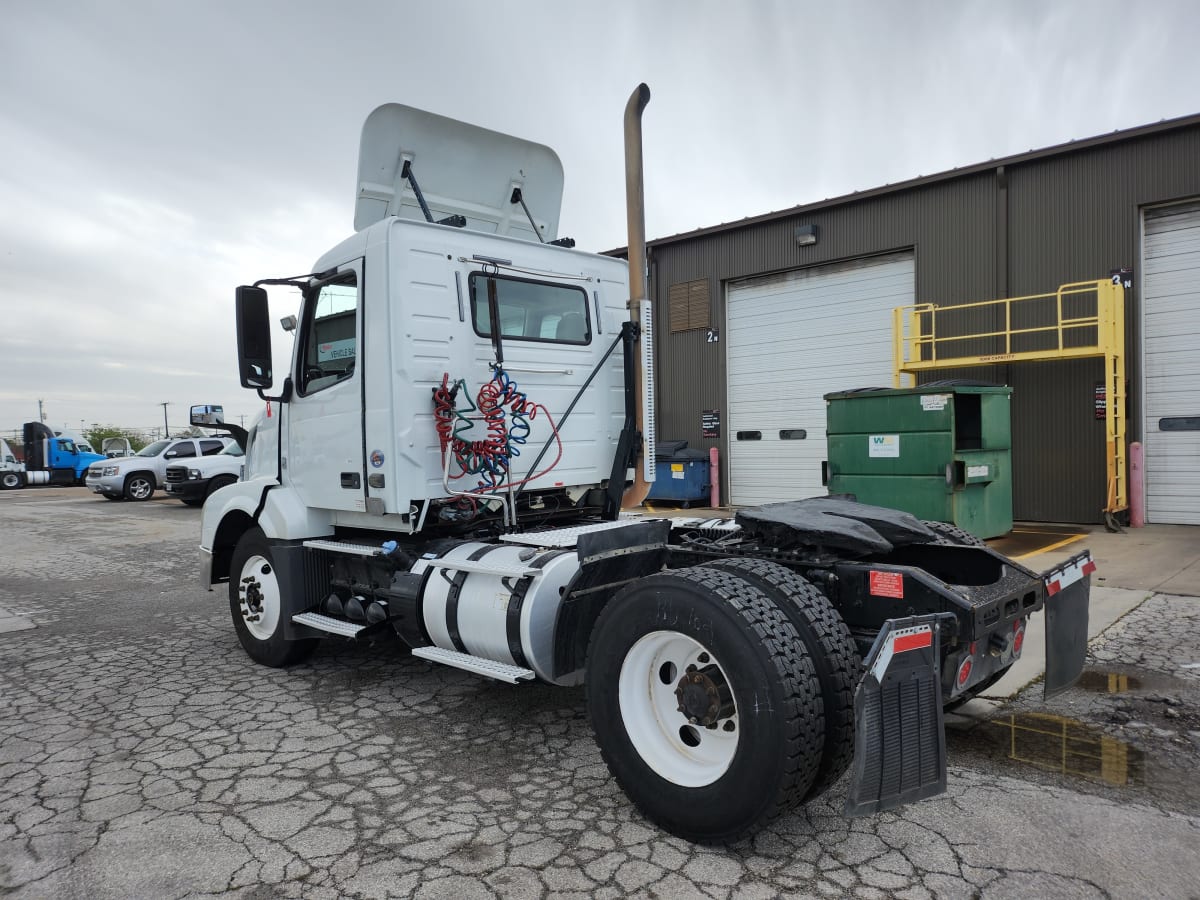 2016 Volvo VNL42TRACTOR 391811