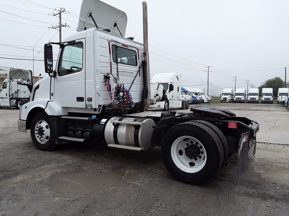 2016 Volvo VNL42TRACTOR 391853