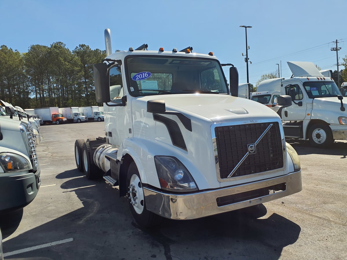 2016 Volvo VNL64TRACTOR 392330