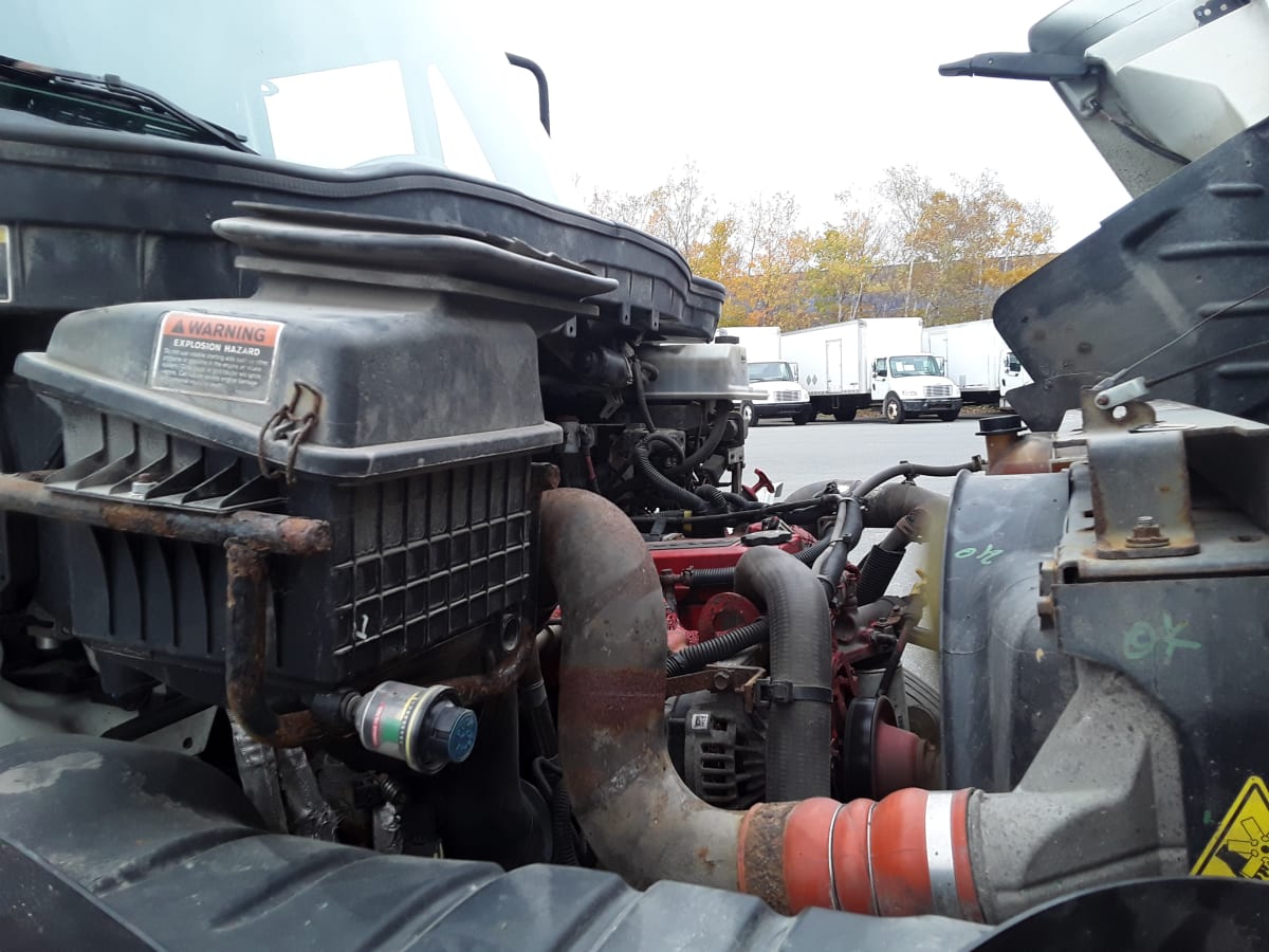 2016 Navistar International 4300 SBA 392510