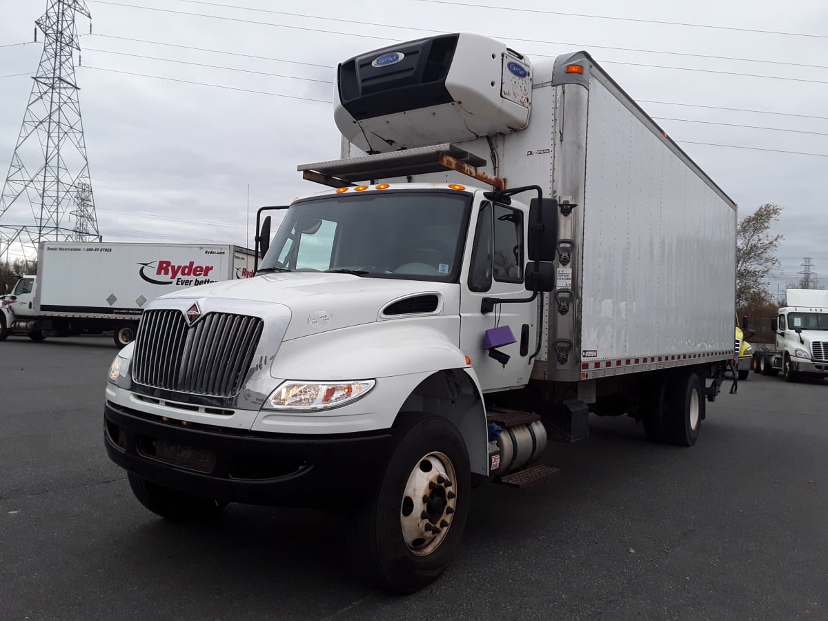 2016 Navistar International 4300 SBA 392510