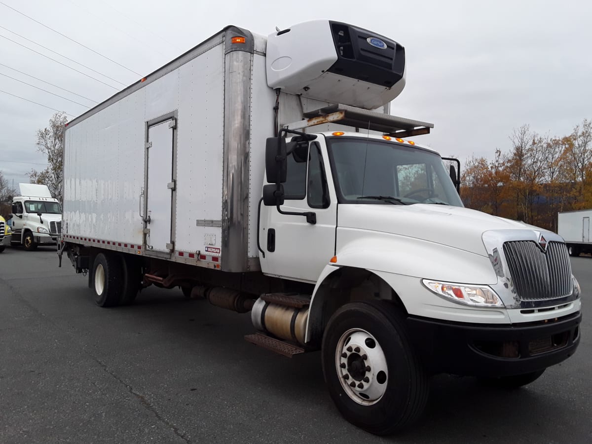 2016 Navistar International 4300 SBA 392510