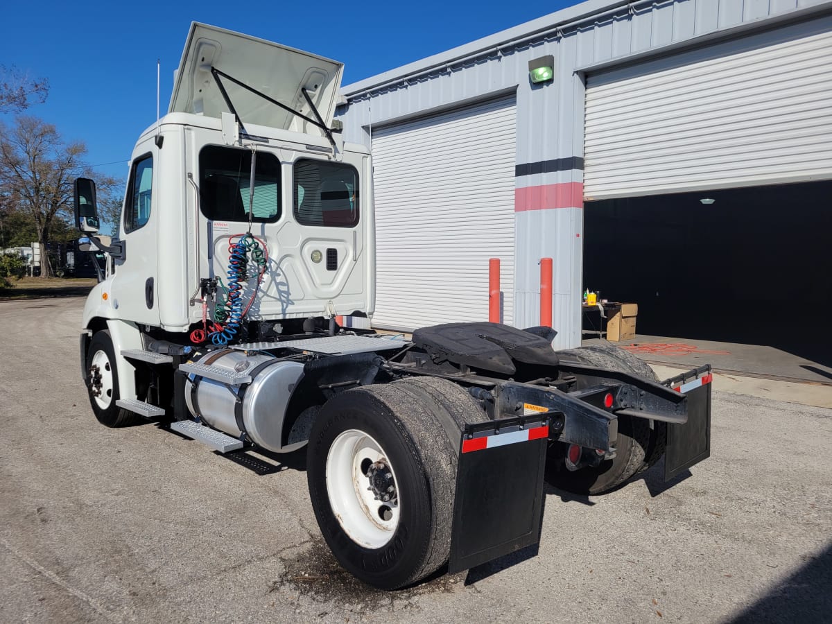 2016 Freightliner/Mercedes CASCADIA 113 393224