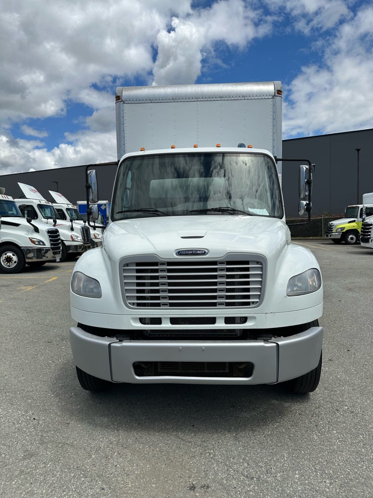 2016 Freightliner/Mercedes M2 106 393281