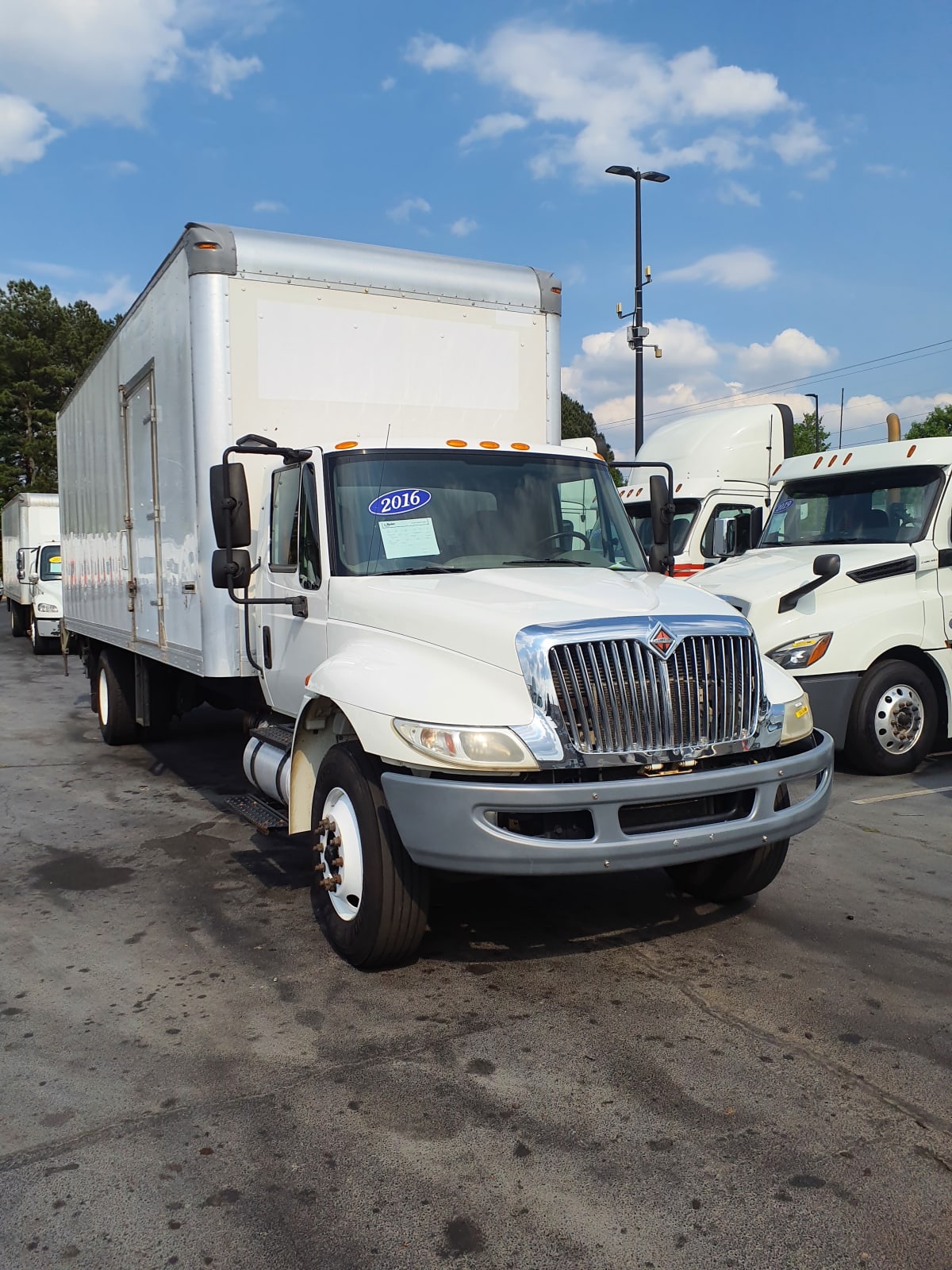 2016 Navistar International 4300 394704