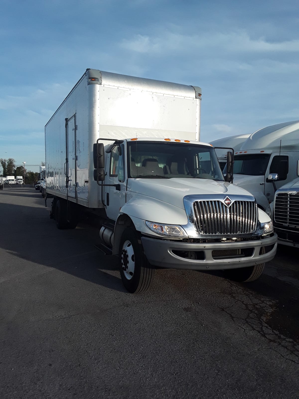 2016 Navistar International 4300 394741