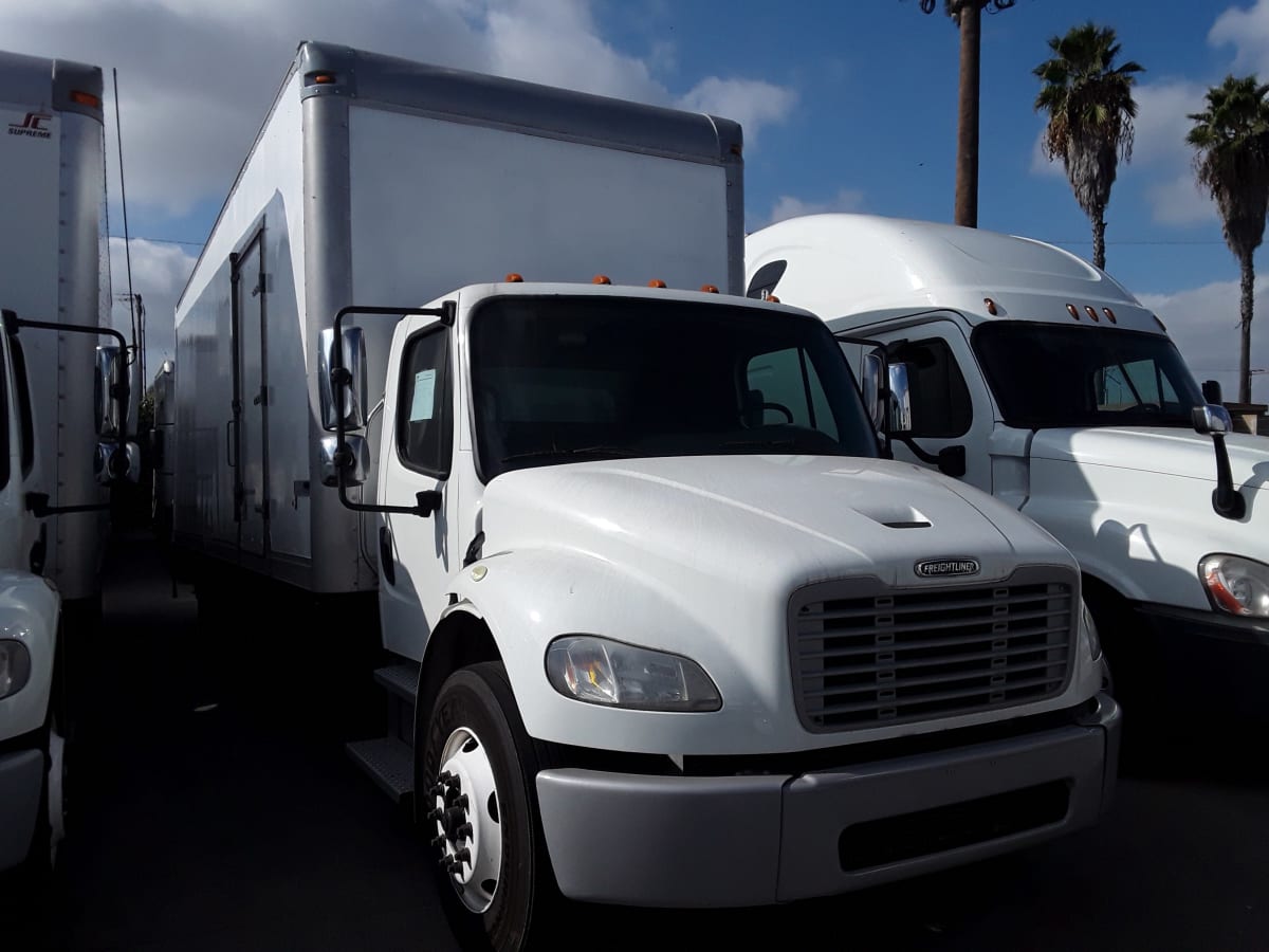 2016 Freightliner/Mercedes M2 106 395830