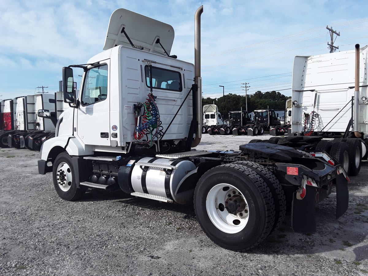 2016 Volvo VNL42TRACTOR 396626