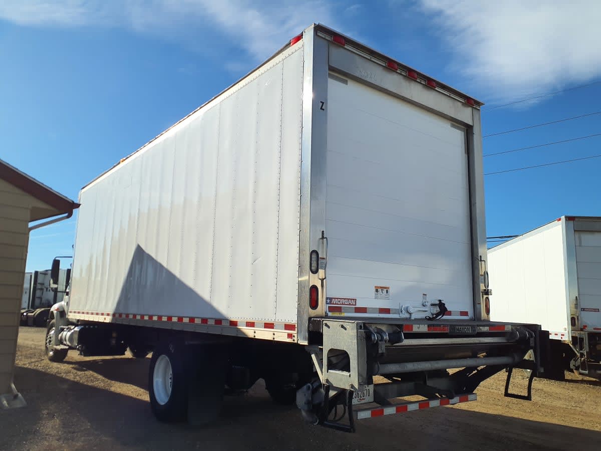 2016 International 4300 - image 6