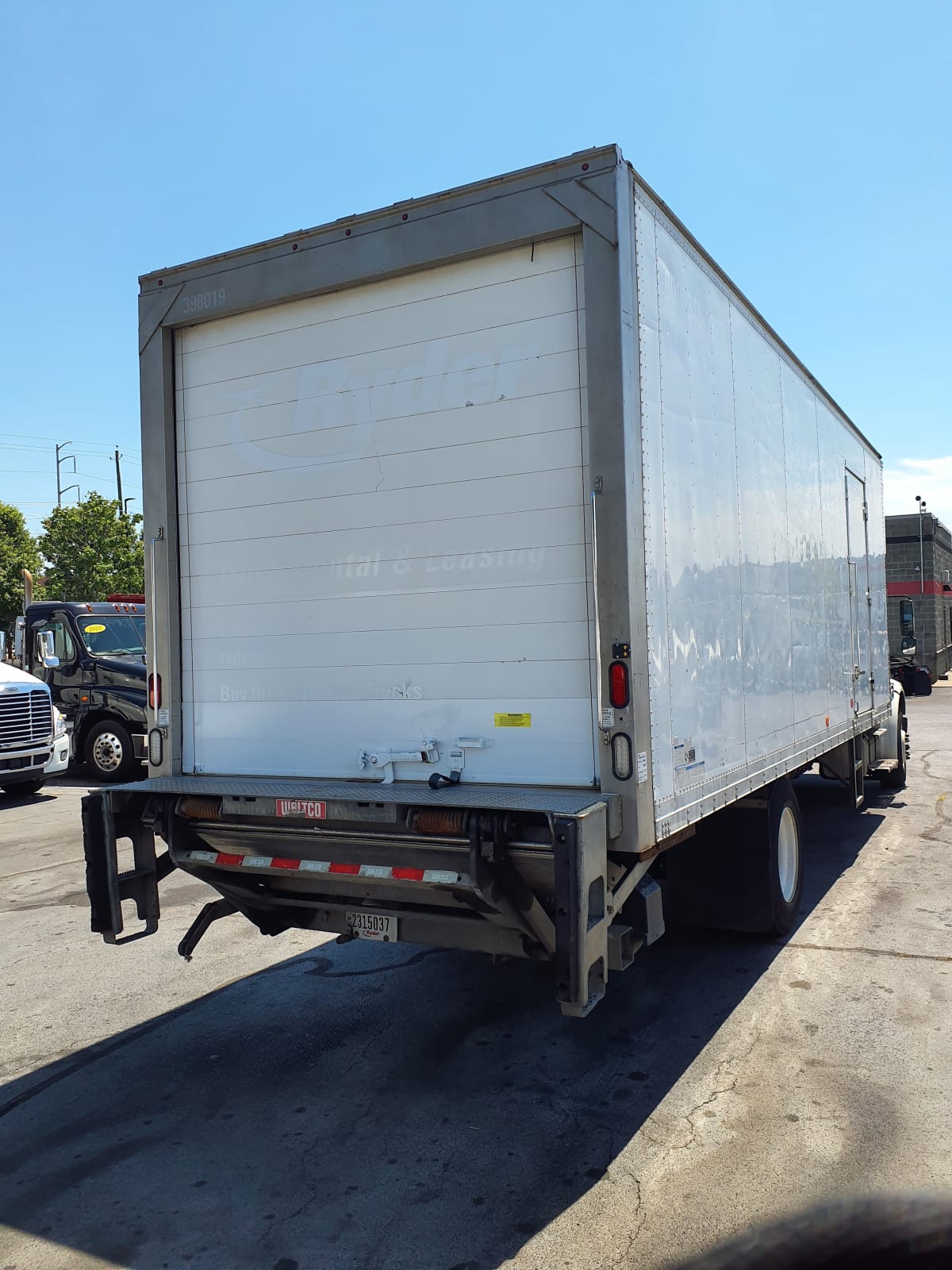2016 Freightliner/Mercedes M2 106 398019