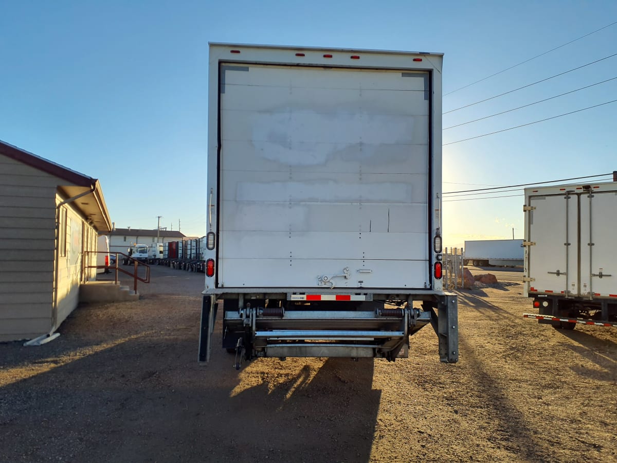 2016 Freightliner/Mercedes M2 106 398204