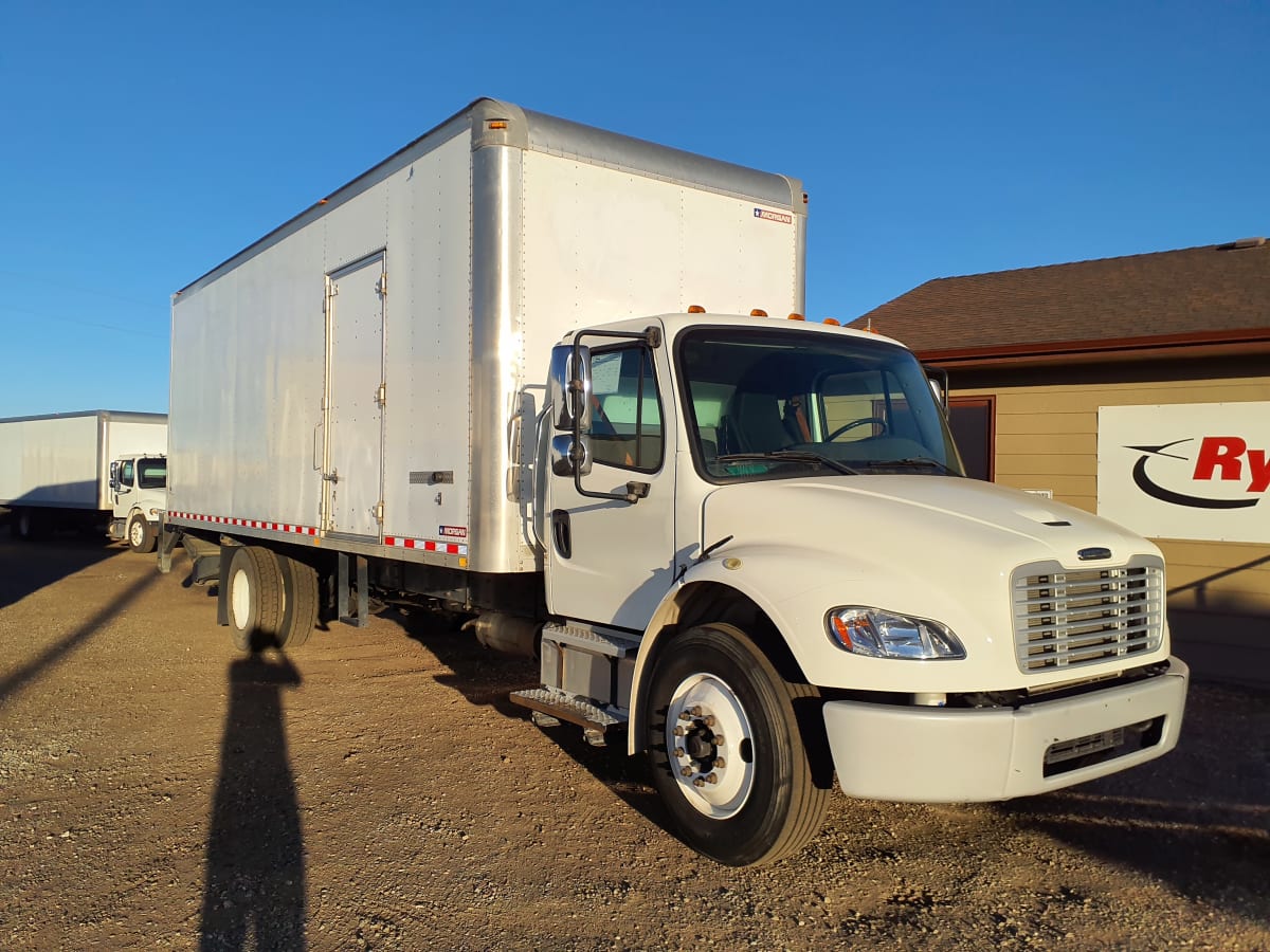 2016 Freightliner/Mercedes M2 106 398204