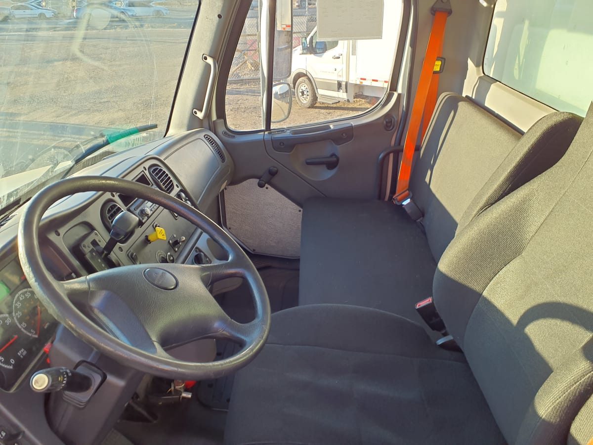 2016 Freightliner/Mercedes M2 106 398204