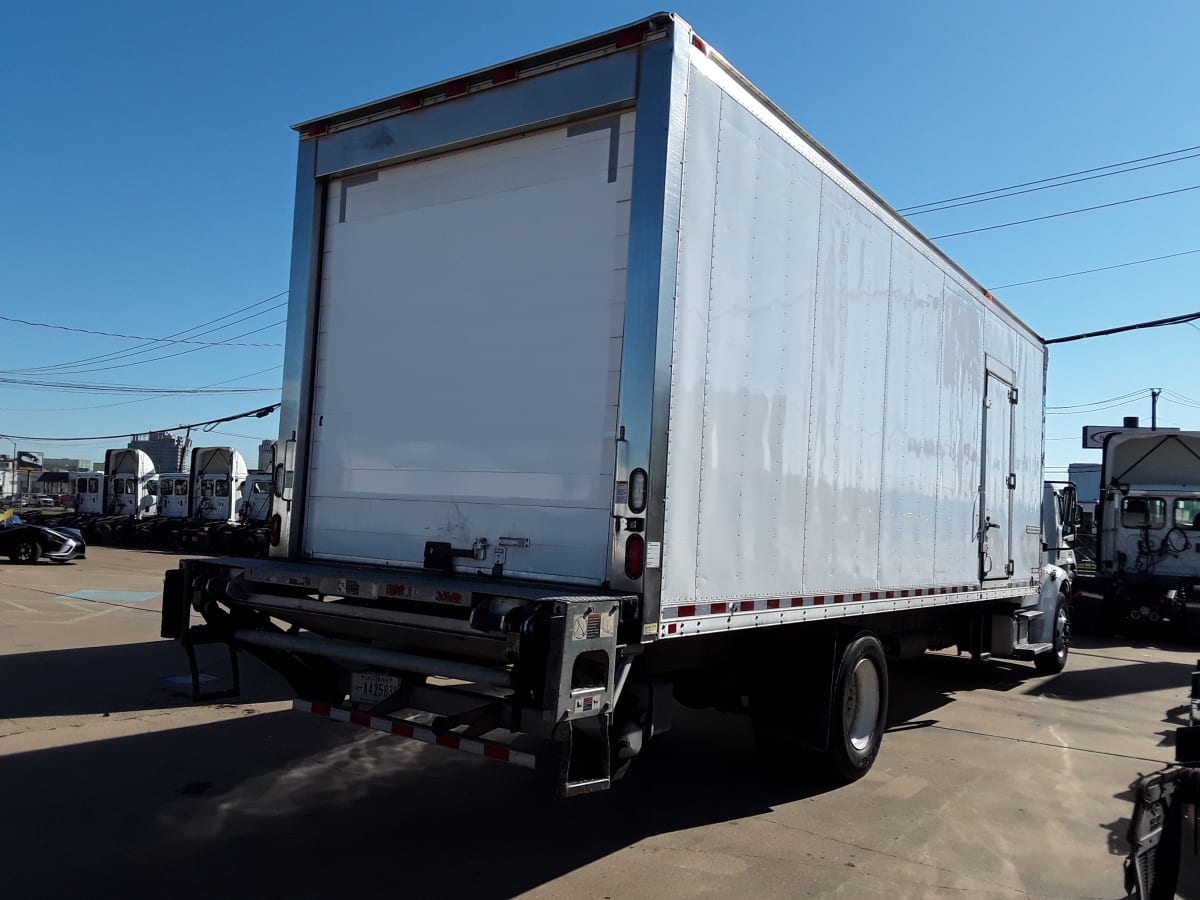 2016 Freightliner/Mercedes M2 106 398837