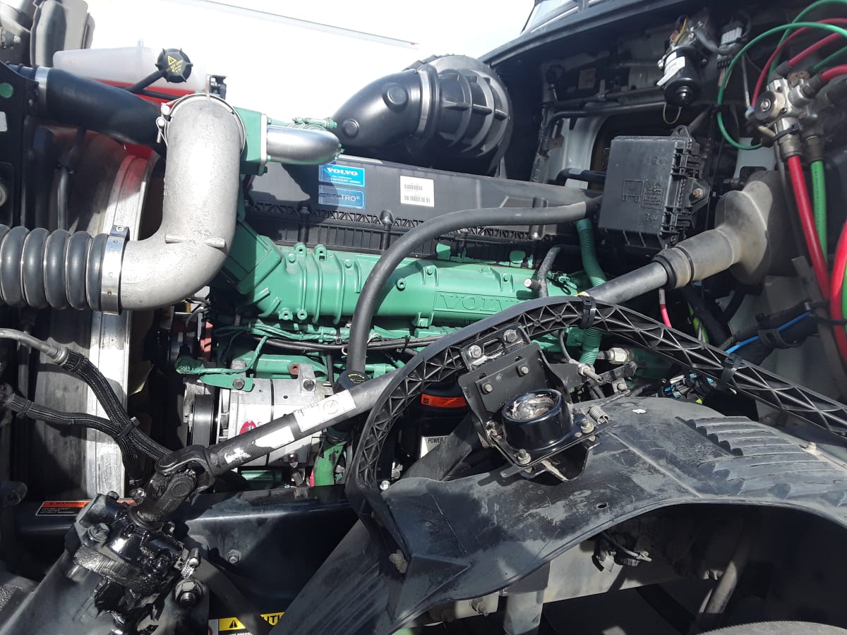 2016 Volvo VNL42TRACTOR 399340