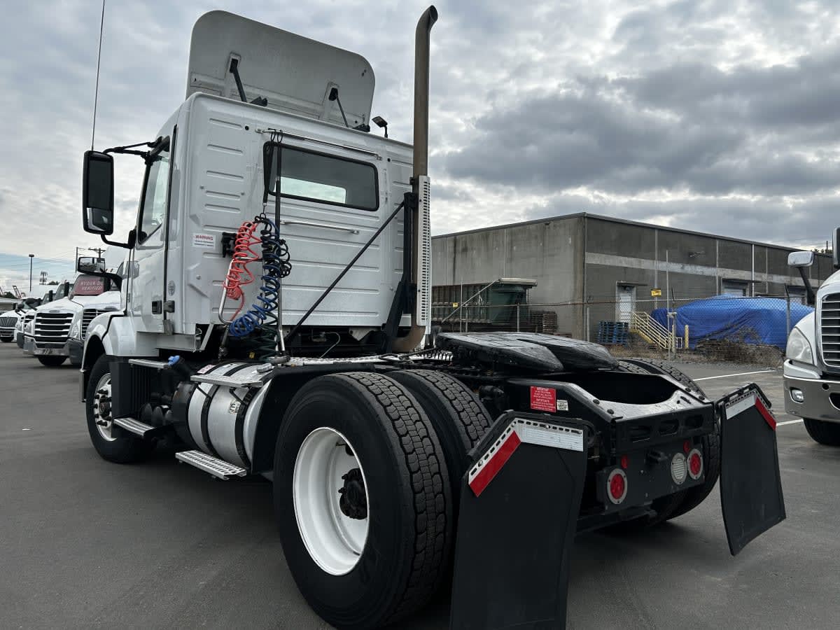 2016 Volvo VNL42TRACTOR 399359
