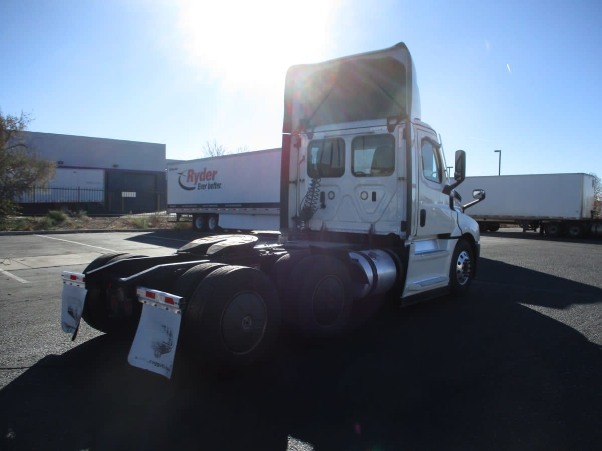 2022 Freightliner/Mercedes NEW CASCADIA PX12664 401683