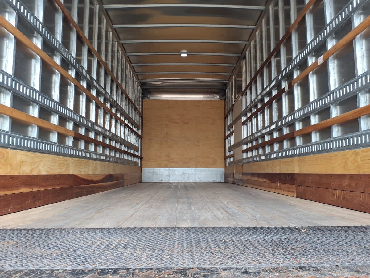 2023 Freightliner M2 106 in Houston, TX — photo 8