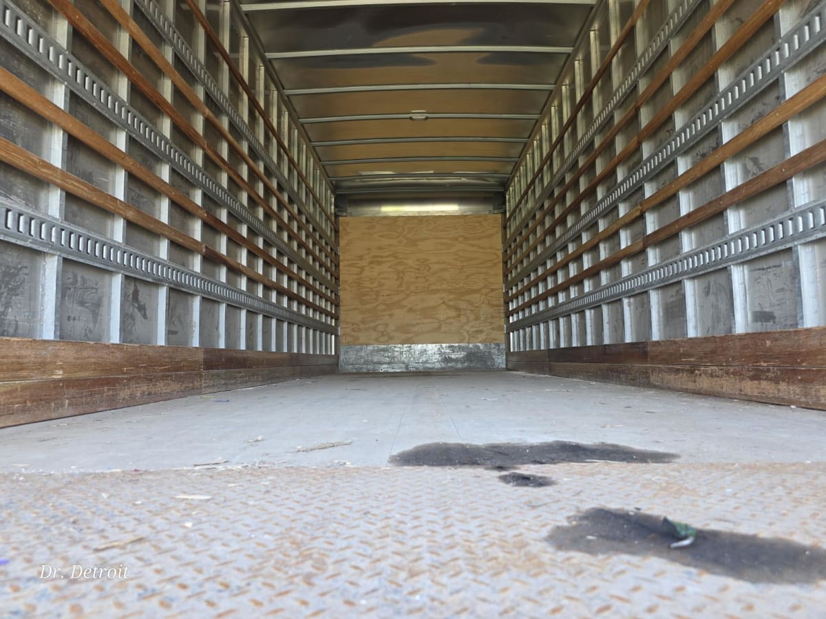 2023 Freightliner/Mercedes M2 106 408071