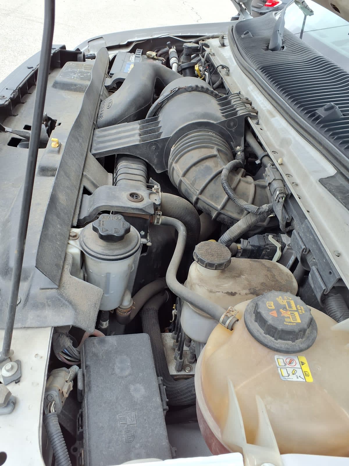 2011 Ford Motor Company E-350 ECONOLINE 411777