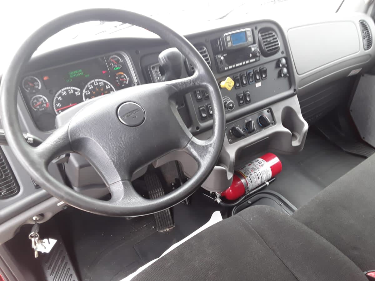 2023 Freightliner/Mercedes M2 106 412122