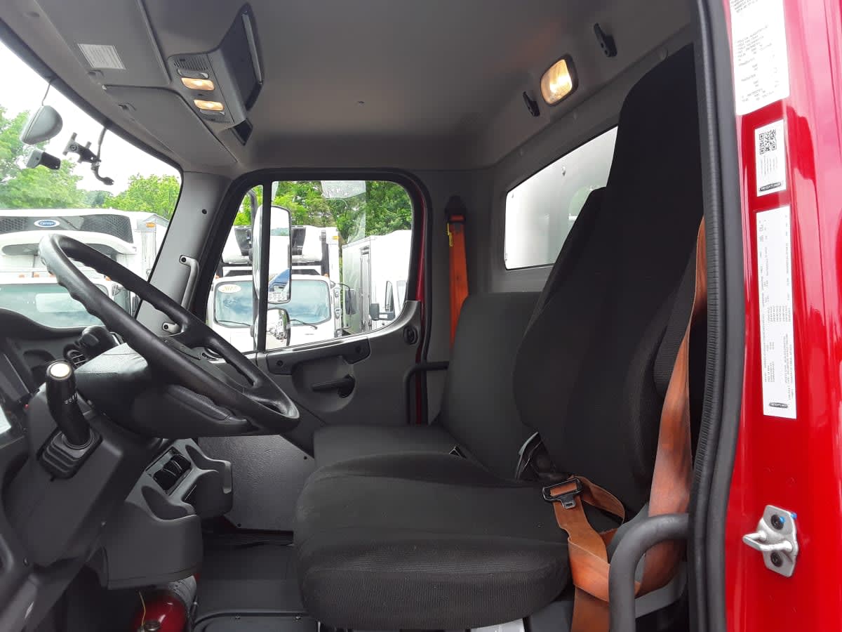 2023 Freightliner/Mercedes M2 106 412122