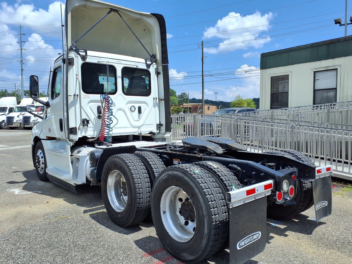 2023 Freightliner/Mercedes NEW CASCADIA PX12664 422654