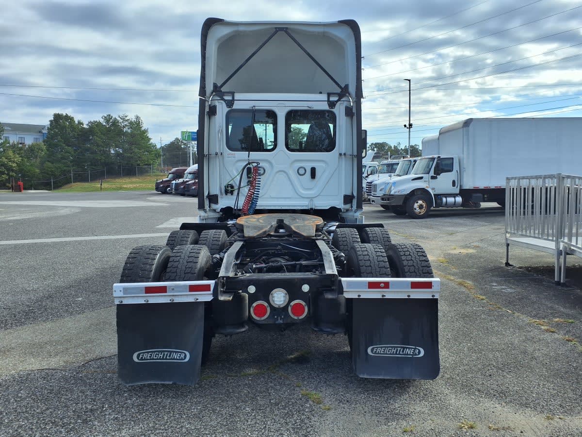 2023 Freightliner/Mercedes NEW CASCADIA PX12664 424053