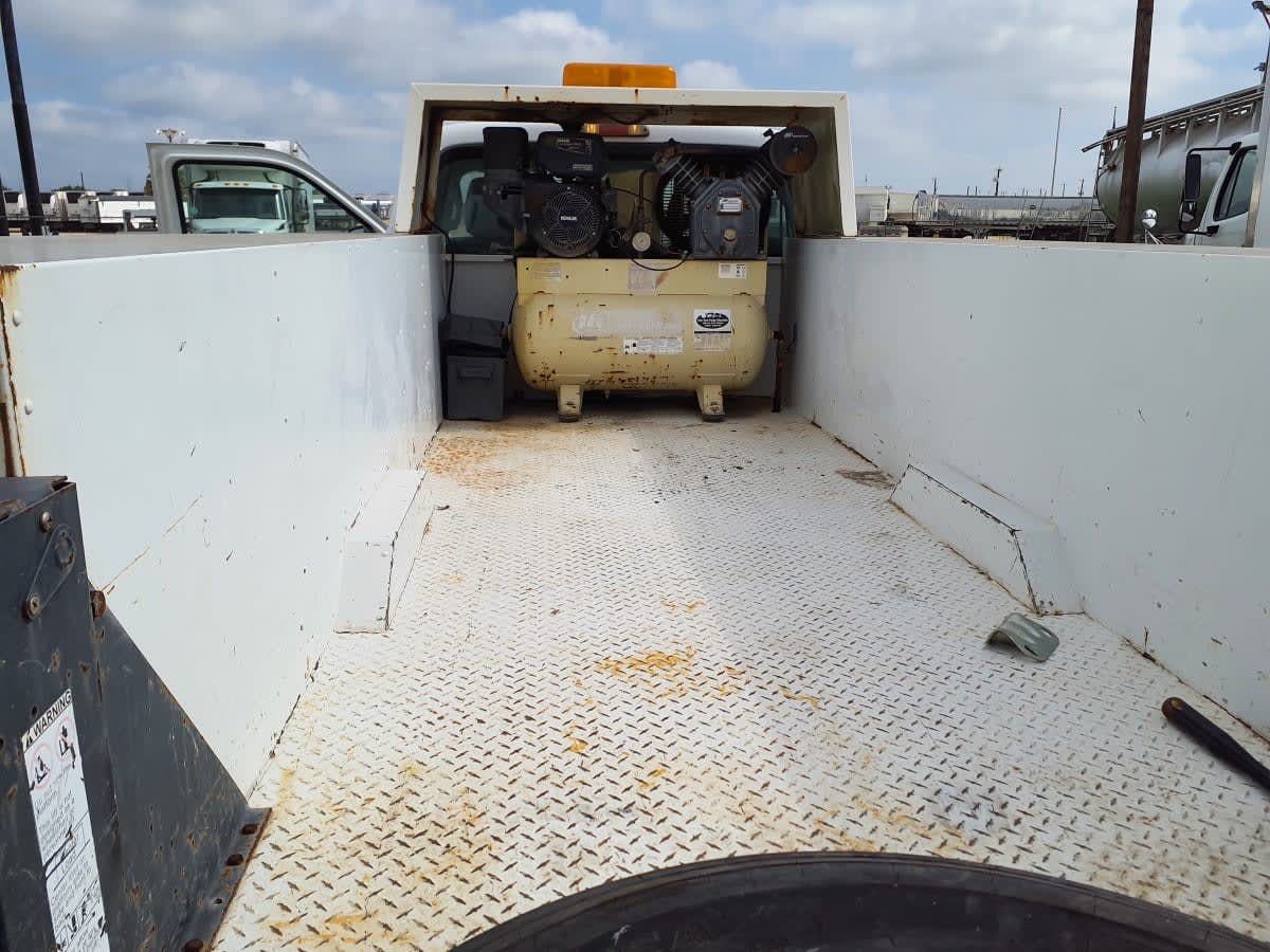 2012 Ford Motor Company F450 425818