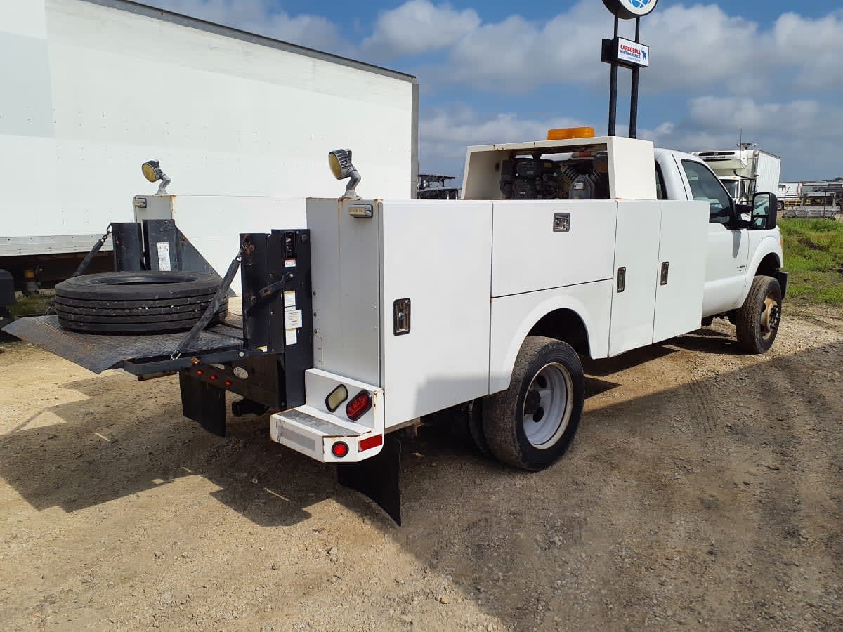 2012 Ford Motor Company F450 425818