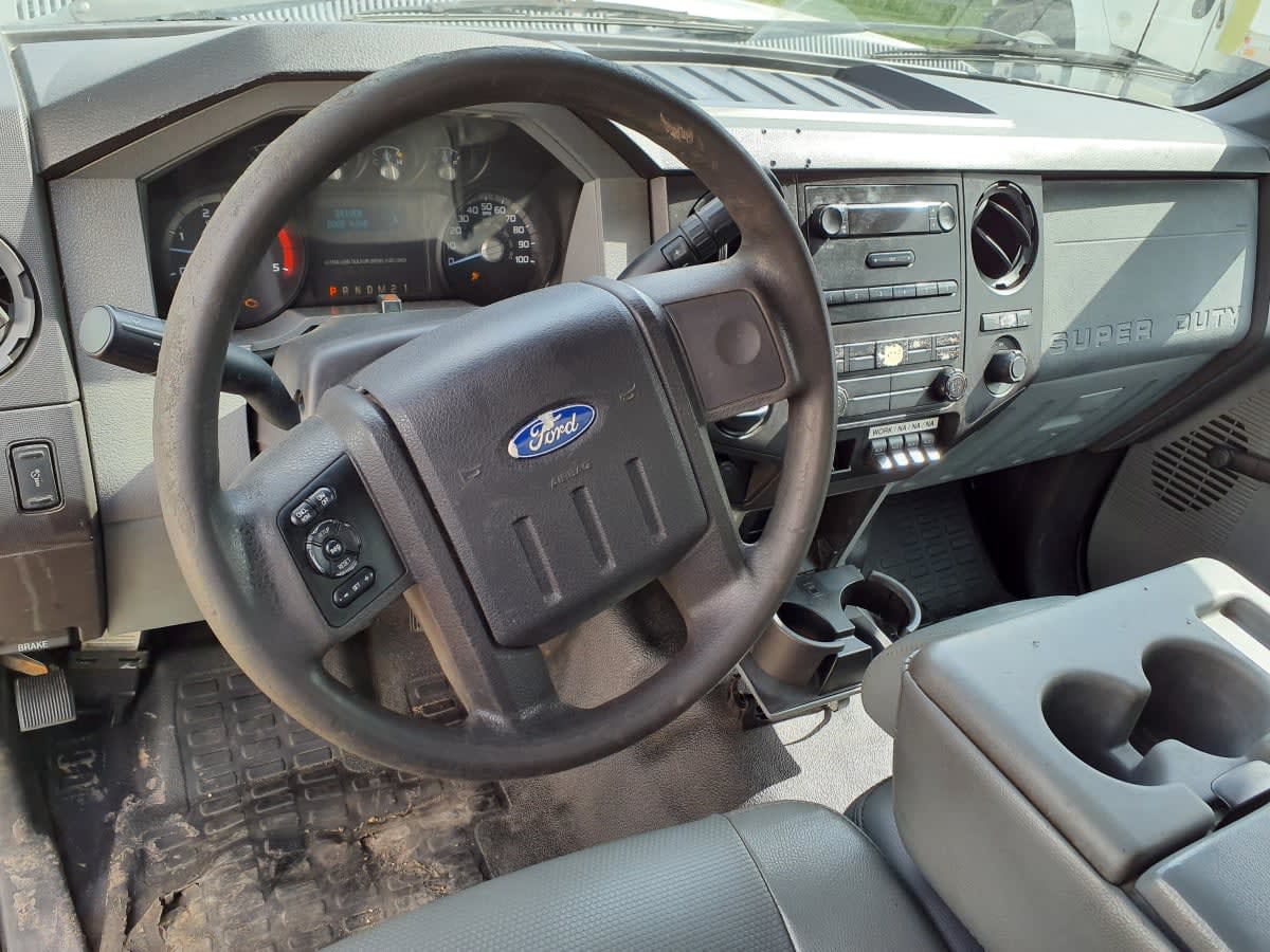 2012 Ford Motor Company F450 425818