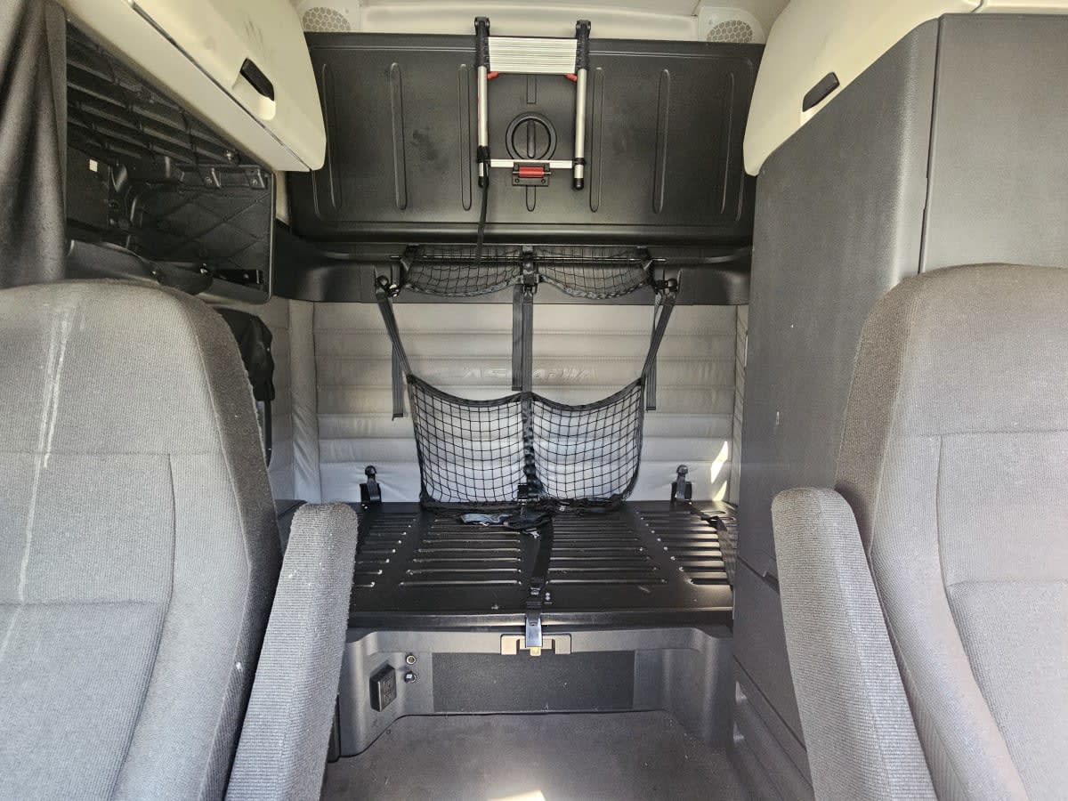 2023 Freightliner Cascadia in Orlando, FL — photo 8