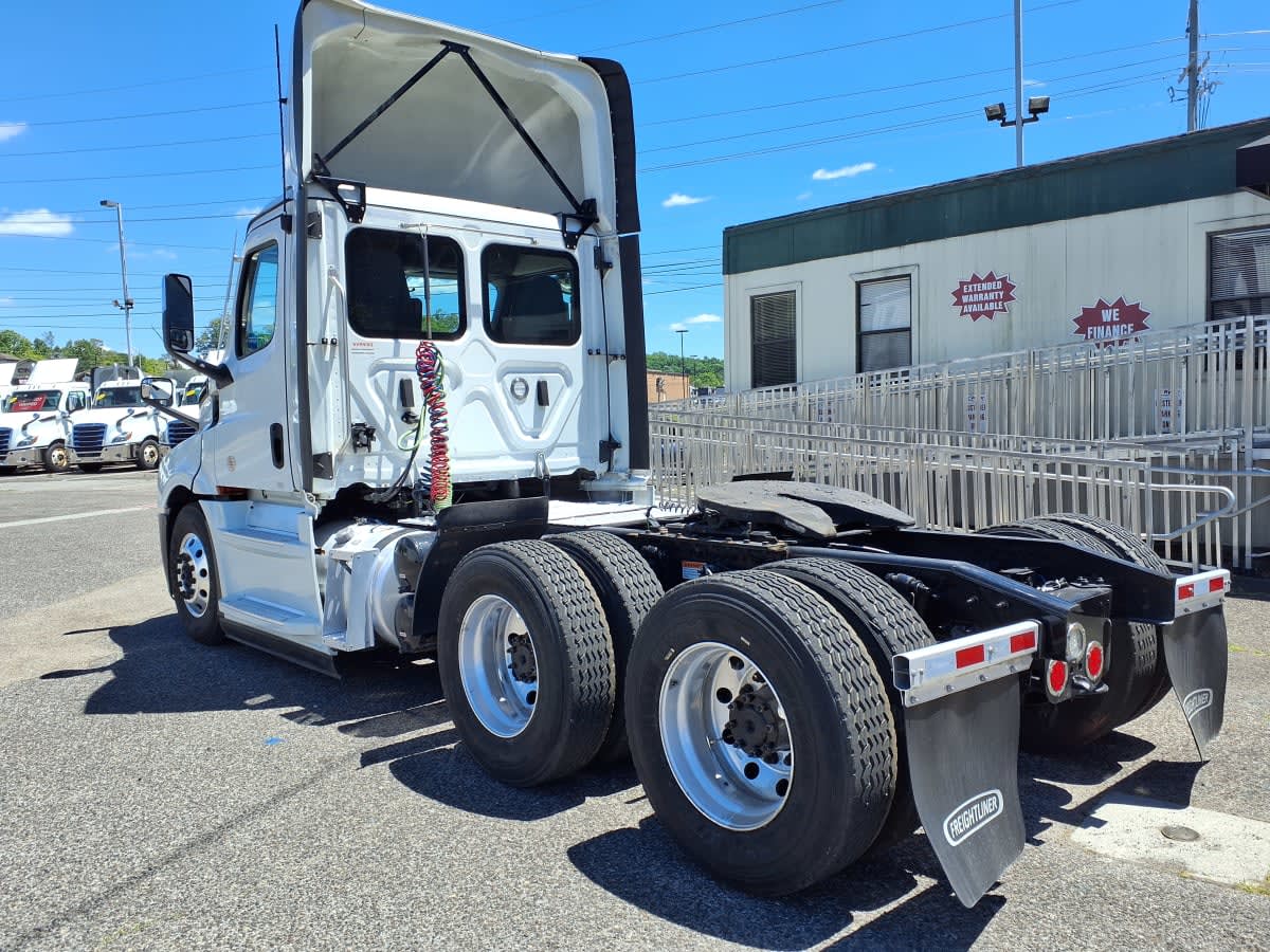 2023 Freightliner/Mercedes NEW CASCADIA PX12664 430413