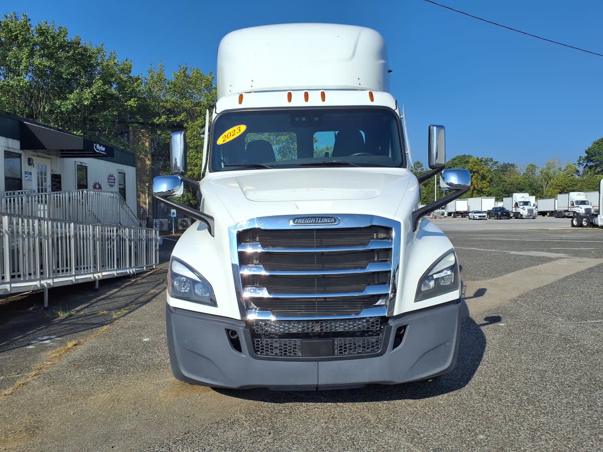 2023 Freightliner/Mercedes NEW CASCADIA PX12664 430414 2023 Freightliner/Mercedes NEW CASCADIA PX12664 430414