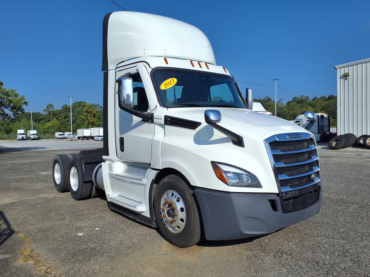 2023 Freightliner/Mercedes NEW CASCADIA PX12664 430414 2023 Freightliner/Mercedes NEW CASCADIA PX12664 430414