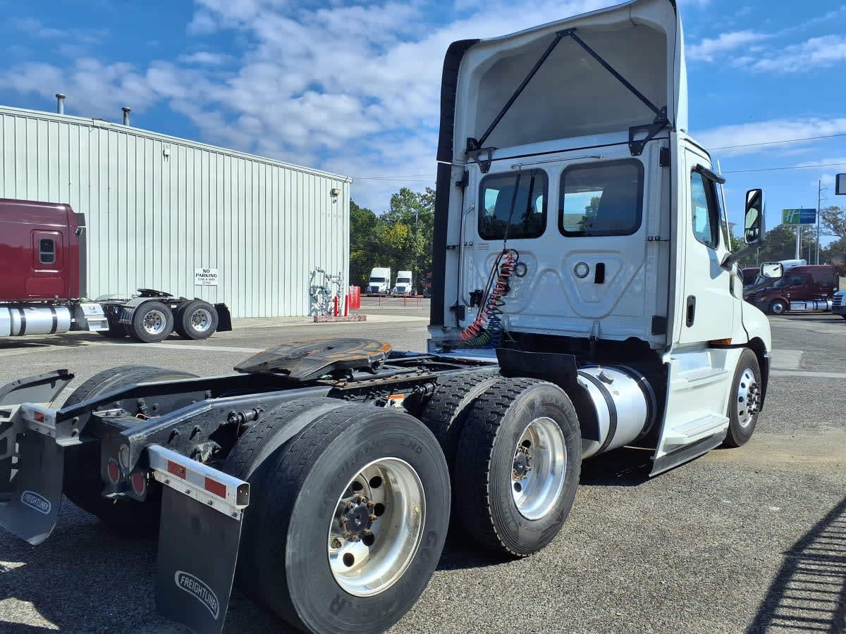 2023 Freightliner/Mercedes NEW CASCADIA PX12664 430416