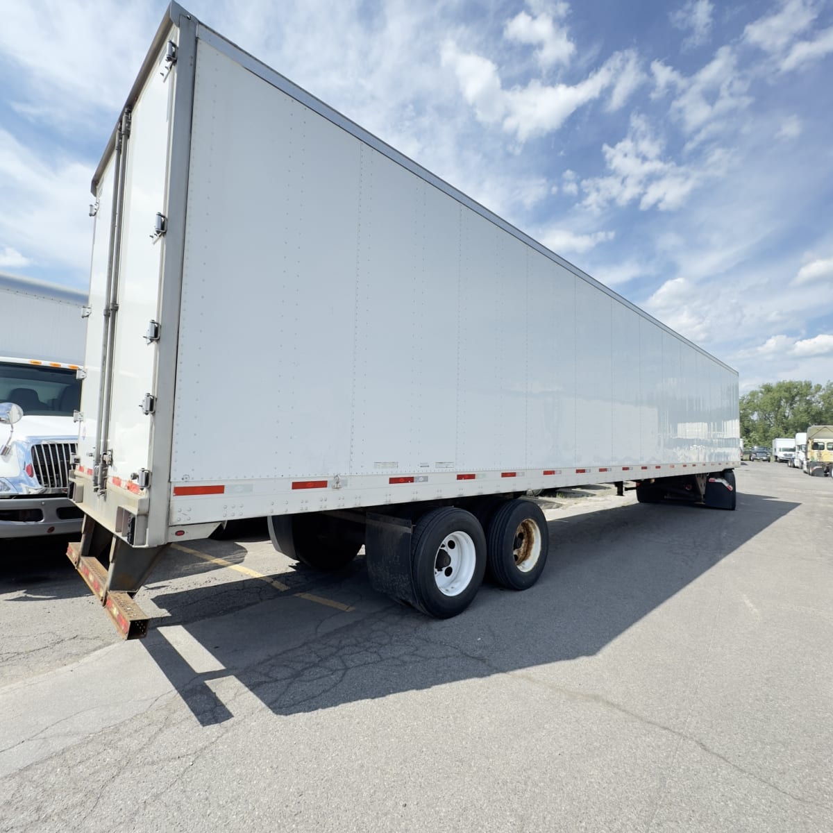 2012 Utility Trailers 4000DX 53/162/102 438951