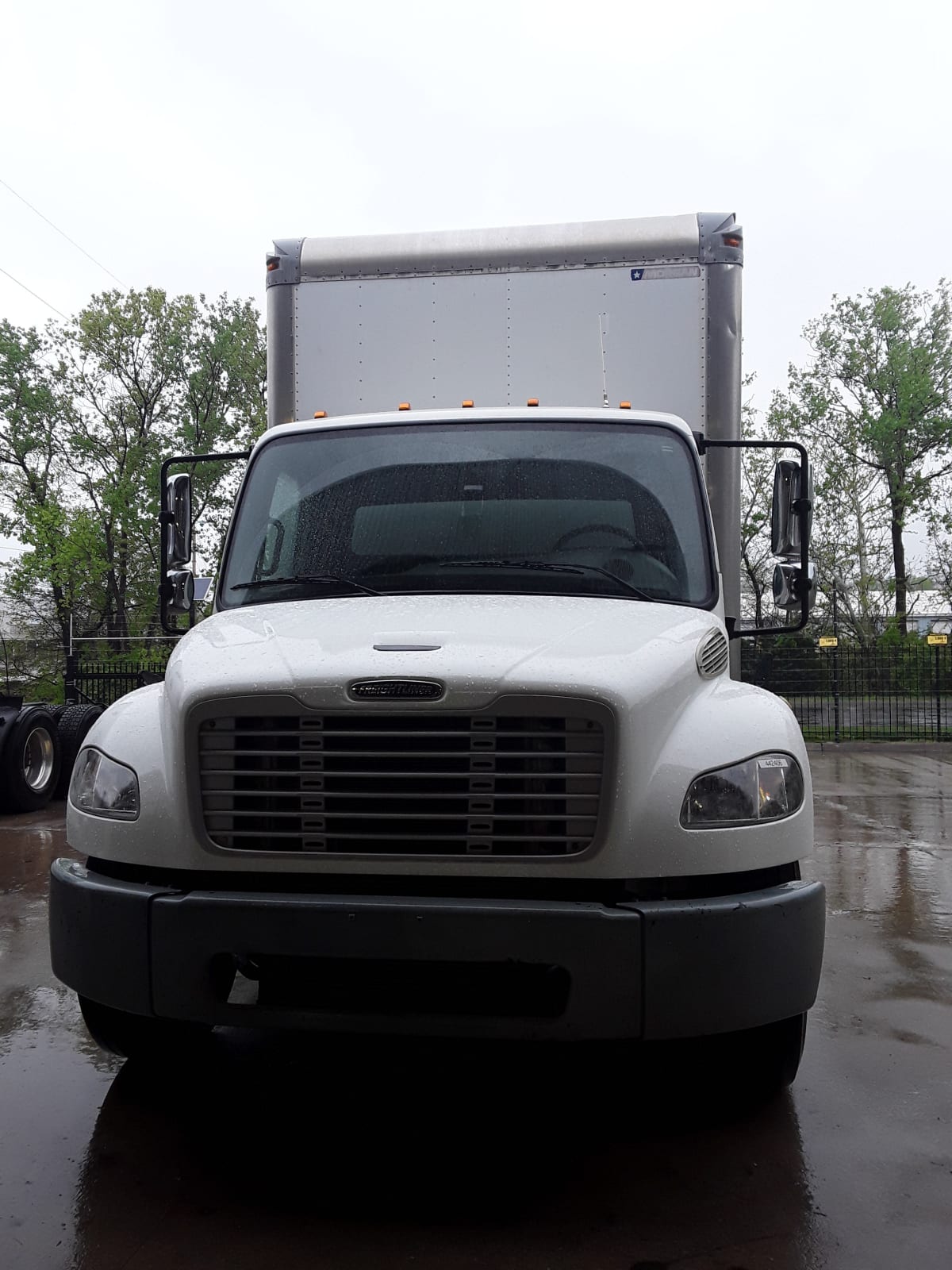 2012 Freightliner/Mercedes M2 106 442406