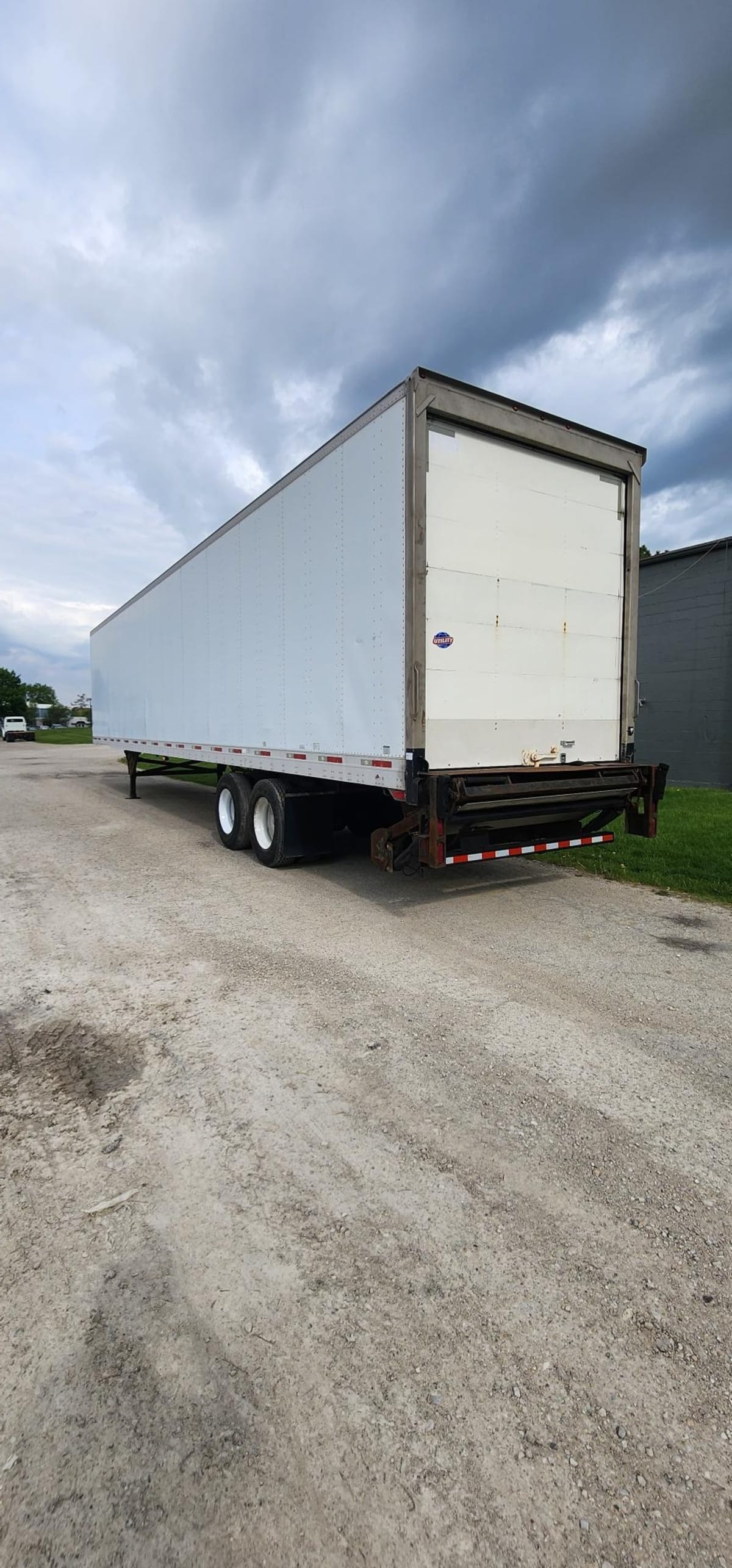 2009 Utility Trailers VS2DC 48/162/102 442807