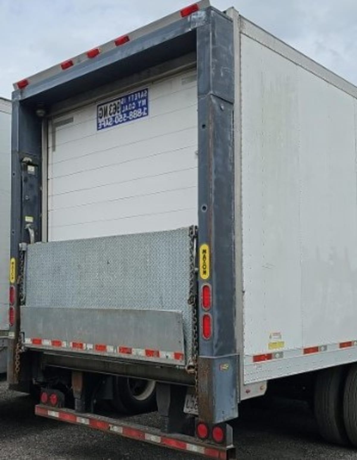 2012 Utility Trailers VS2RA 48/162/102 445346